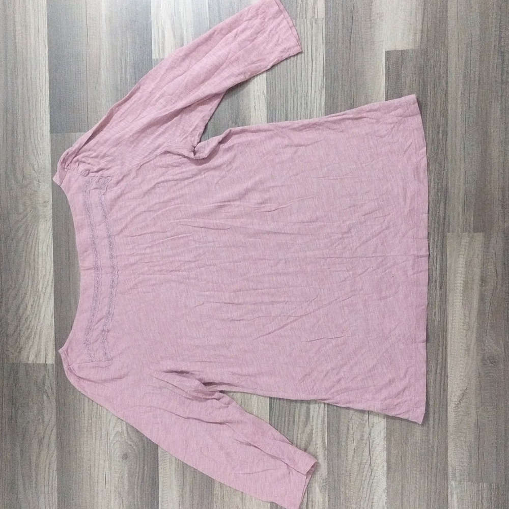 #.  Loft Women's 3/4 Sleeve Dusty Pink Top.